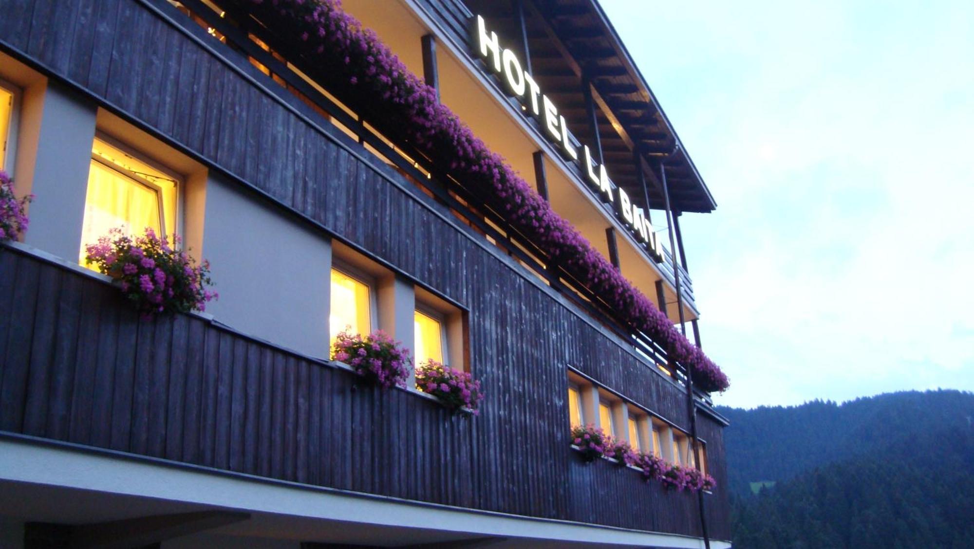Hotel La Baita Andalo Luaran gambar
