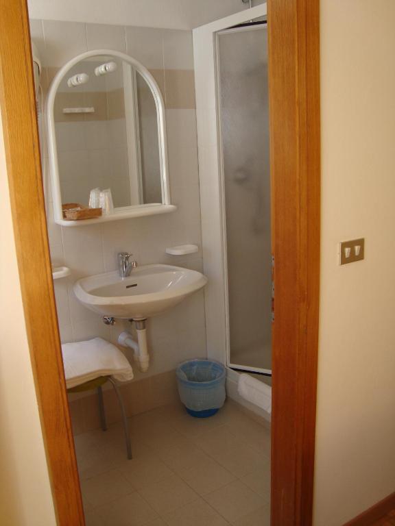 Hotel La Baita Andalo Bilik gambar